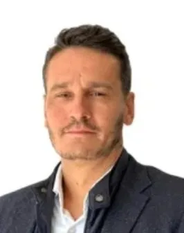 Nicolas Belliard, courtier en assurances RC Pro et cyber à Rennes Nicolas Belliard, courtier expert en assurance cyber et RC Pro à Rennes